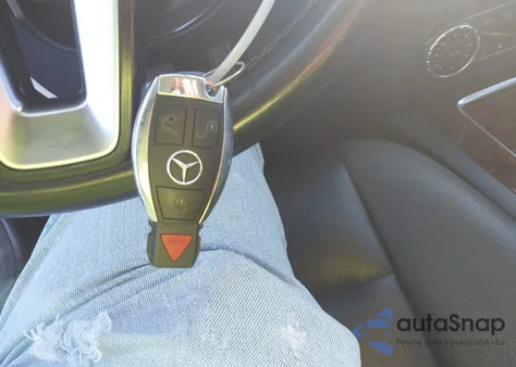 2013 Mercedes-Benz Glk 350 z USA, uszkodzony, nr VIN WDCGG5HB2DF972743